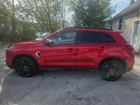 2022 Mitsubishi RVR GT AWC LOW MILEAGE /CAMERA /NAVI /FINANCE ME!