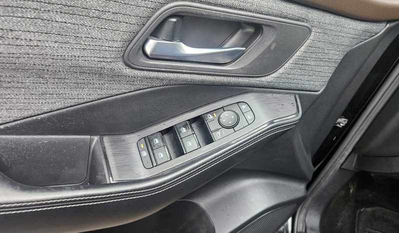 2022 Nissan Rogue AWD SV SUNROOF /CAMERA /NAVI /FINANCE ME! full