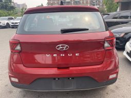 2021 Hyundai Venue Essential IVT Low Mileage /Heated Seats /FINANCE! full