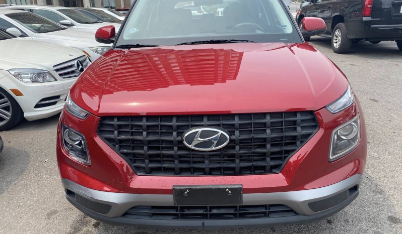 2021 Hyundai Venue Essential IVT Low Mileage /Heated Seats /FINANCE! full