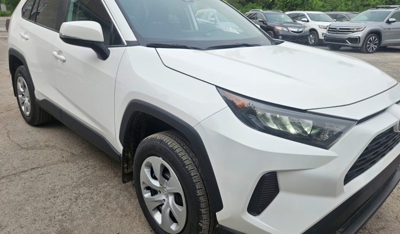 2020 Toyota RAV4 LE AWD Certified /FINANCE ME full