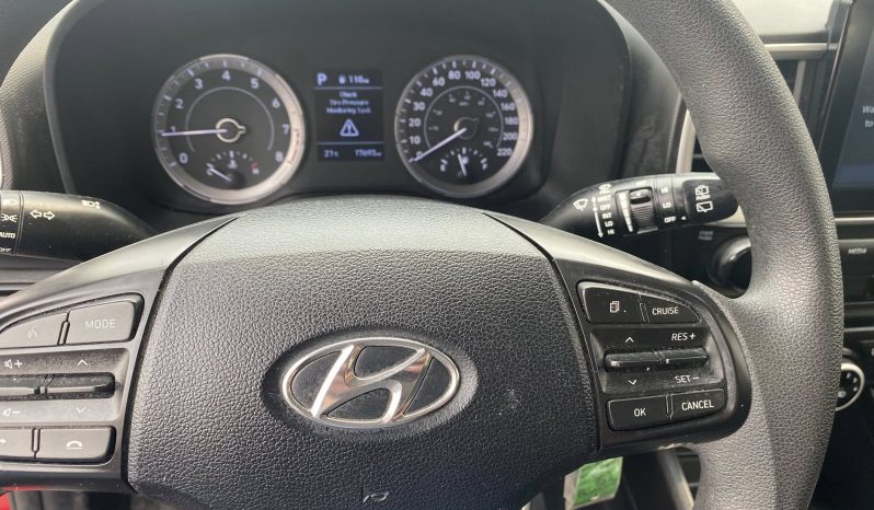 2021 Hyundai Venue Essential IVT Low Mileage /Heated Seats /FINANCE! full