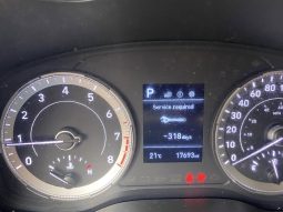 2021 Hyundai Venue Essential IVT Low Mileage /Heated Seats /FINANCE! full